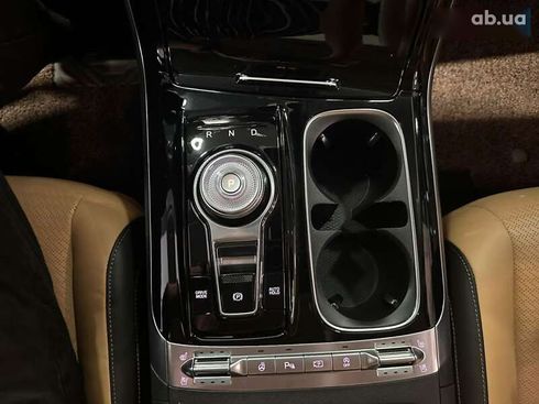 Kia Carnival 2021 - фото 21