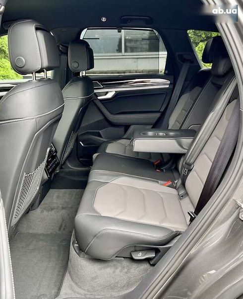 Volkswagen Touareg 2025 - фото 30