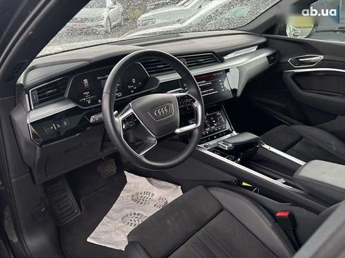Audi E-Tron 2021 - фото 13