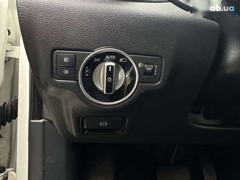 Infiniti Q30 2017 - фото 18