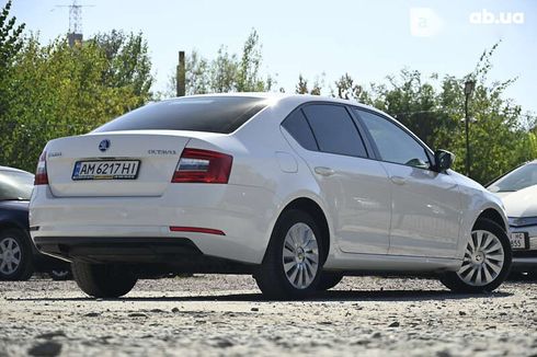 Skoda Octavia 2019 - фото 9