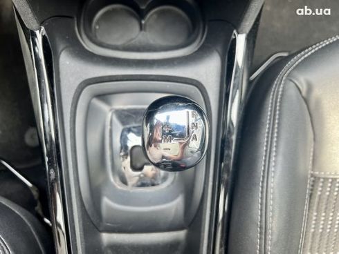 Peugeot 2008 2015 - фото 10