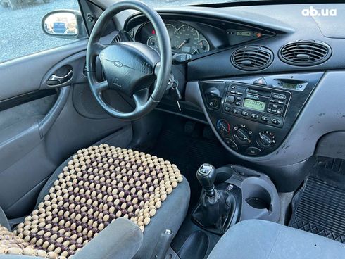 Ford Focus 2001 серый - фото 72