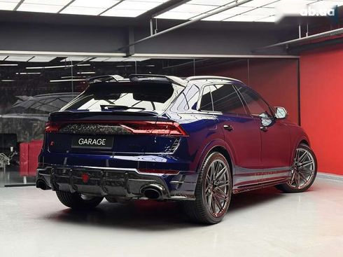 Audi RS Q8 2020 - фото 22