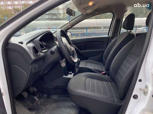 Renault Sandero 2021 - фото 8
