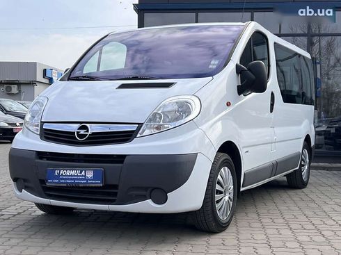 Opel Vivaro 2012 - фото 8