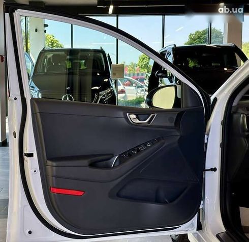 Hyundai Ioniq 2020 - фото 12