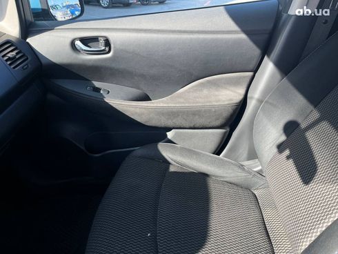 Nissan Leaf 2014 синий - фото 21