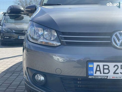 Volkswagen Touran 2012 - фото 6