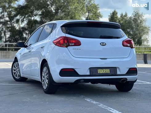 Kia Cee'd 2013 - фото 20