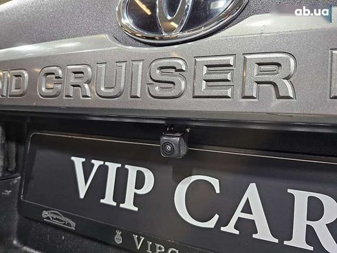 Toyota Land Cruiser Prado 2019 - фото 14