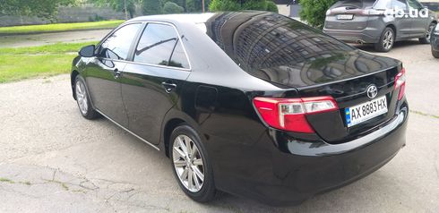 Toyota Camry 2012 черный - фото 7