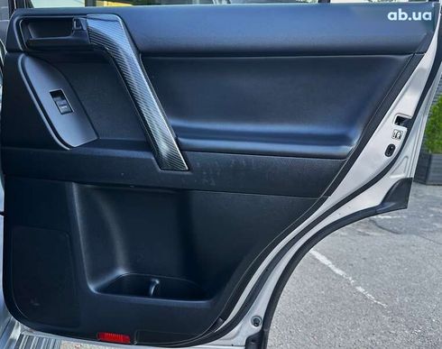 Toyota Land Cruiser Prado 2020 - фото 26