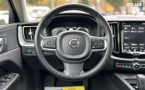 Volvo XC60 2020 - фото 11