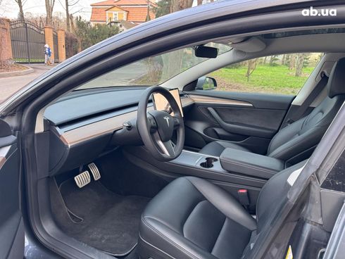 Tesla Model 3 2023 серый - фото 16