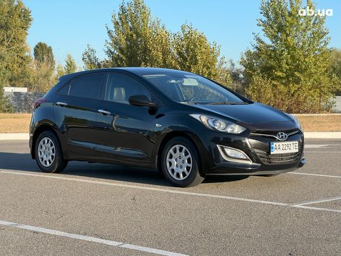 Hyundai i30 2013 черный - фото 2