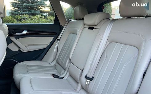 Audi Q5 2017 - фото 28