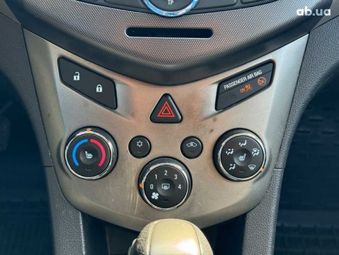 Chevrolet Aveo 2012 черный - фото 28