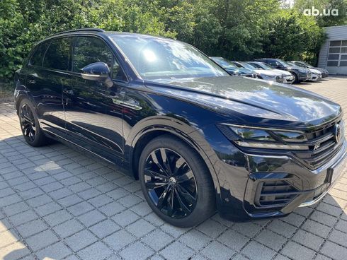 Volkswagen Touareg 2022 - фото 37