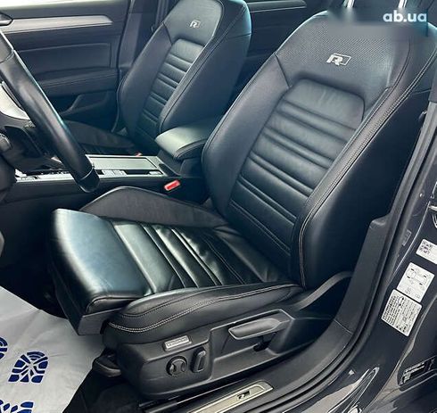 Volkswagen Passat 2018 - фото 10