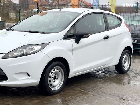 Ford Fiesta 2010 - фото 11