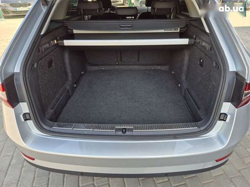 Skoda Superb 2019 - фото 29
