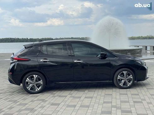 Nissan Leaf 2021 - фото 7