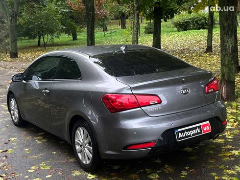 Kia Forte 2014 серый - фото 12