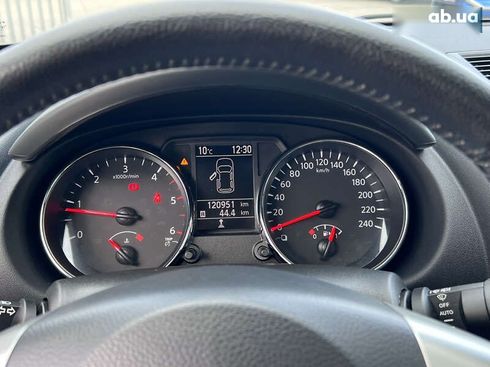 Nissan Qashqai 2011 - фото 17