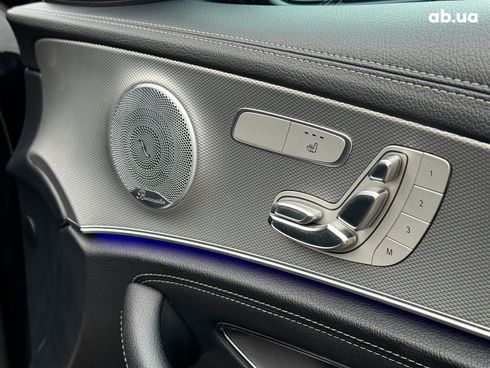 Mercedes-Benz E-Класс 2018 черный - фото 24