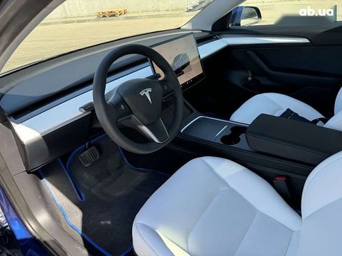 Tesla Model 3 2022 - фото 11