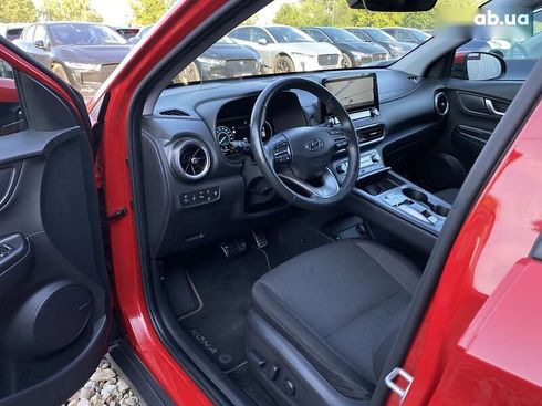 Hyundai Kona Electric 2021 - фото 28