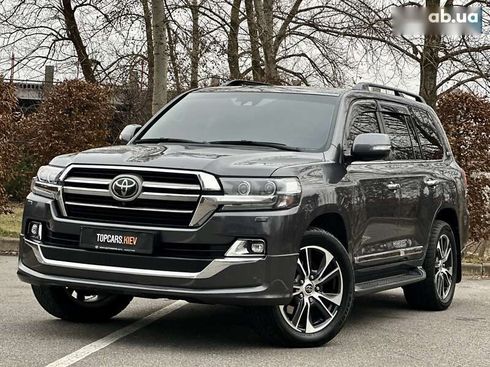 Toyota Land Cruiser 2020 - фото 3