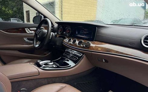 Mercedes-Benz E-Класс 2018 - фото 24