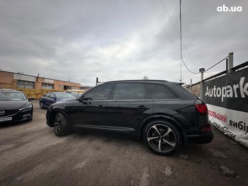 Audi Q7 2017 черный - фото 6