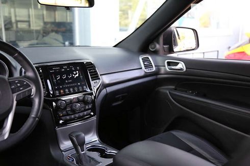 Jeep Grand Cherokee 2021 - фото 18