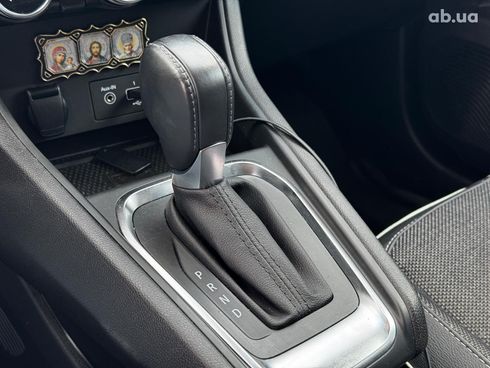Renault Captur 2021 белый - фото 22