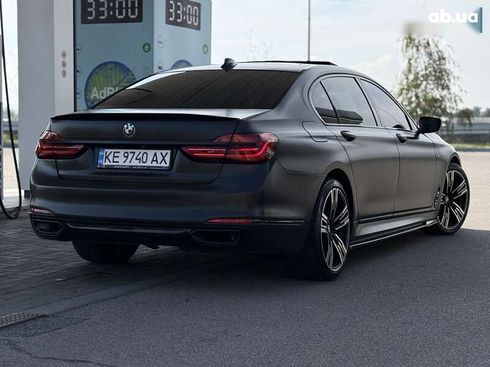 BMW 7 серия 2016 - фото 9