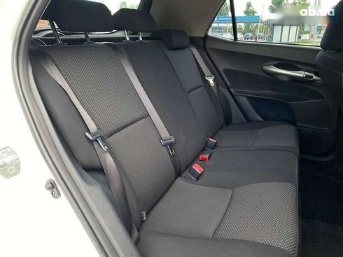Toyota Auris 2011 - фото 21