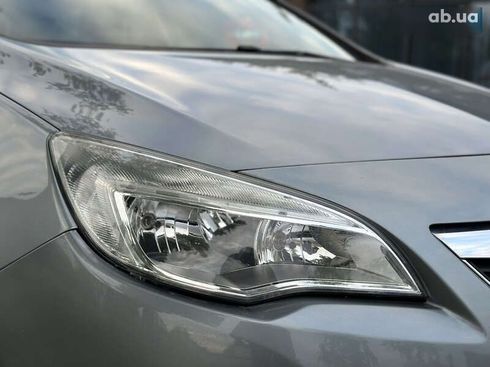 Opel Astra 2010 - фото 6