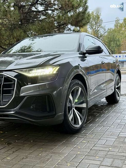 Audi Q8 2019 - фото 6
