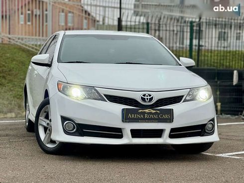Toyota Camry 2014 - фото 3