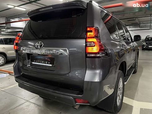 Toyota Land Cruiser Prado 2018 - фото 11