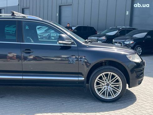 Volkswagen Touareg 2008 черный - фото 11