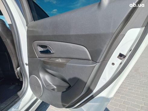 Chevrolet Cruze 2012 белый - фото 3