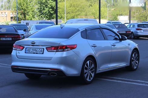 Kia K5 2016 - фото 7