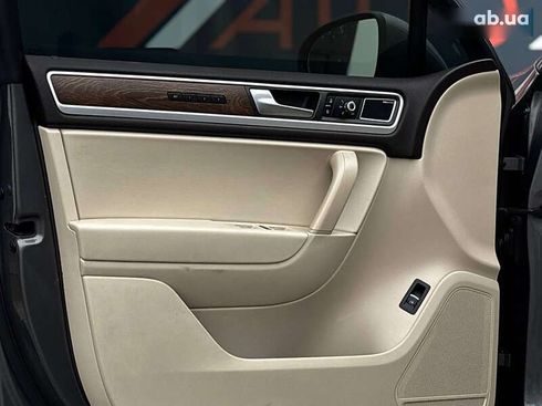 Volkswagen Touareg 2012 - фото 26