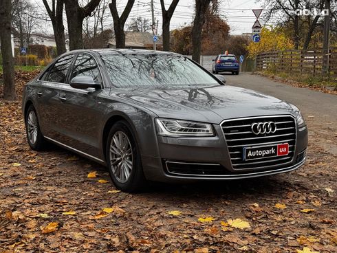 Audi A8 2016 серый - фото 3