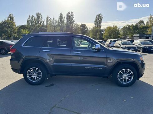 Jeep Grand Cherokee 2016 - фото 6