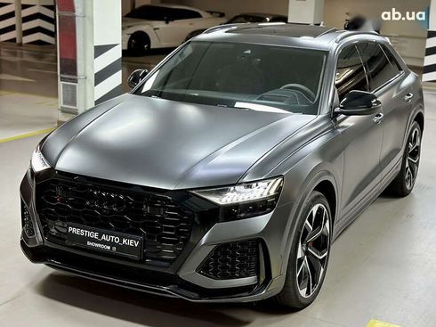 Audi RS Q8 2021 - фото 9